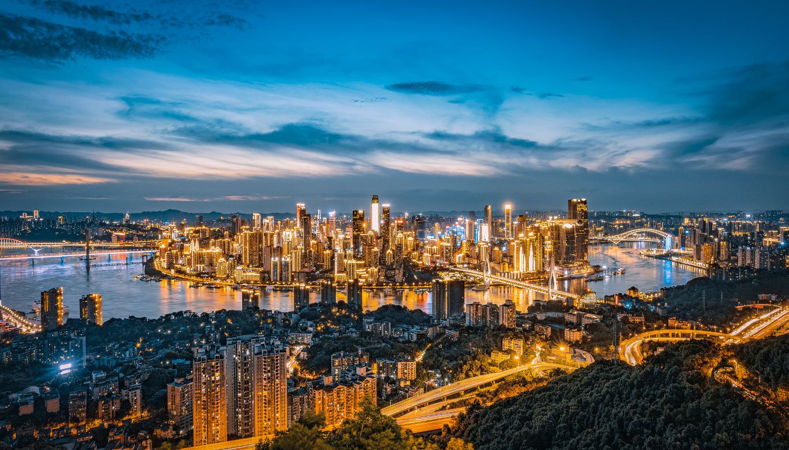 Chongqing Nanshan One Tree Viewing Platform