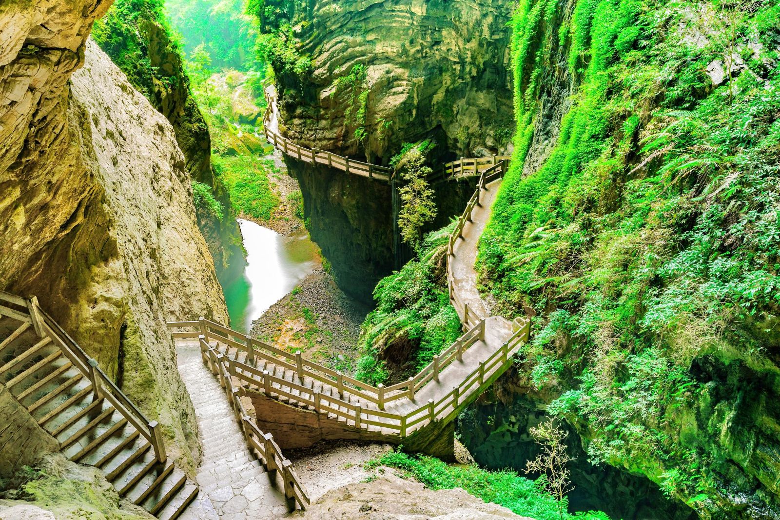 Chongqing Longshui Gorge Seam
