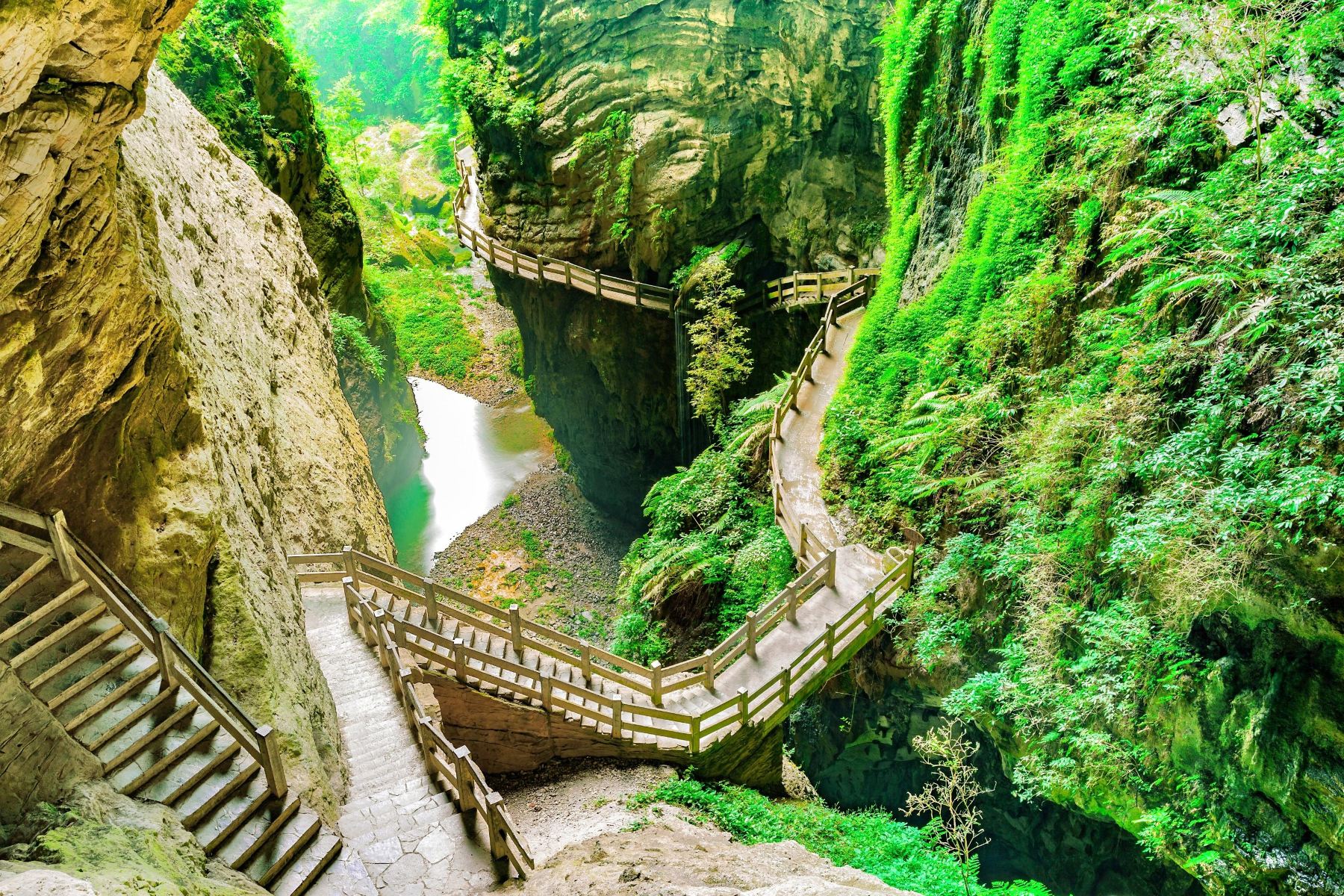 Chongqing Longshui Gorge Seam