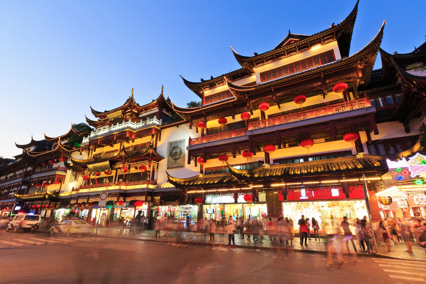 Shanghai Old Street (Renmin Road)